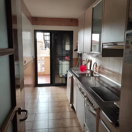 Vinnci Apartments Next Door To Vinnci 5 Star Hotel * アデヘ